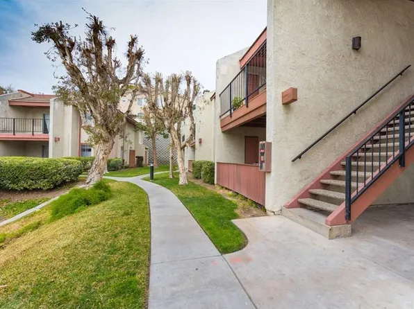 1052 S Idaho St APT 18, La Habra, CA 90631