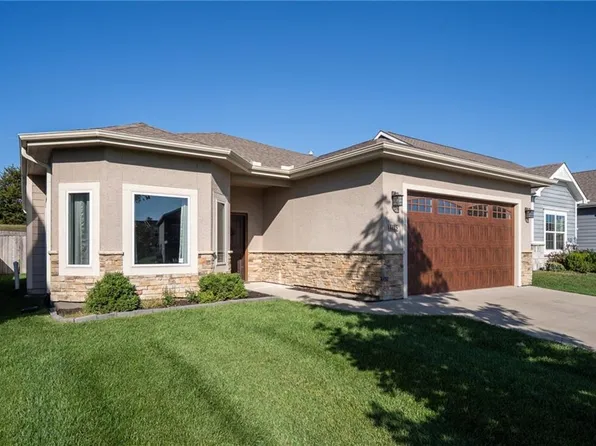 1115 Renaissance Dr, Lawrence, KS 66049