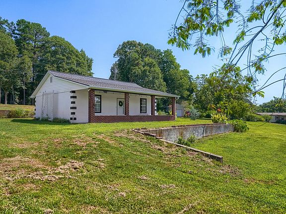 3rd image of 5765 Crow Dr