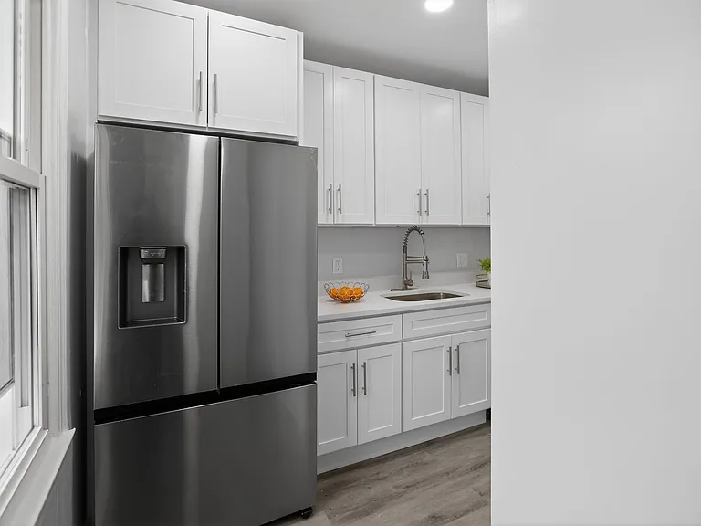 1221 I St NE — Photo 16