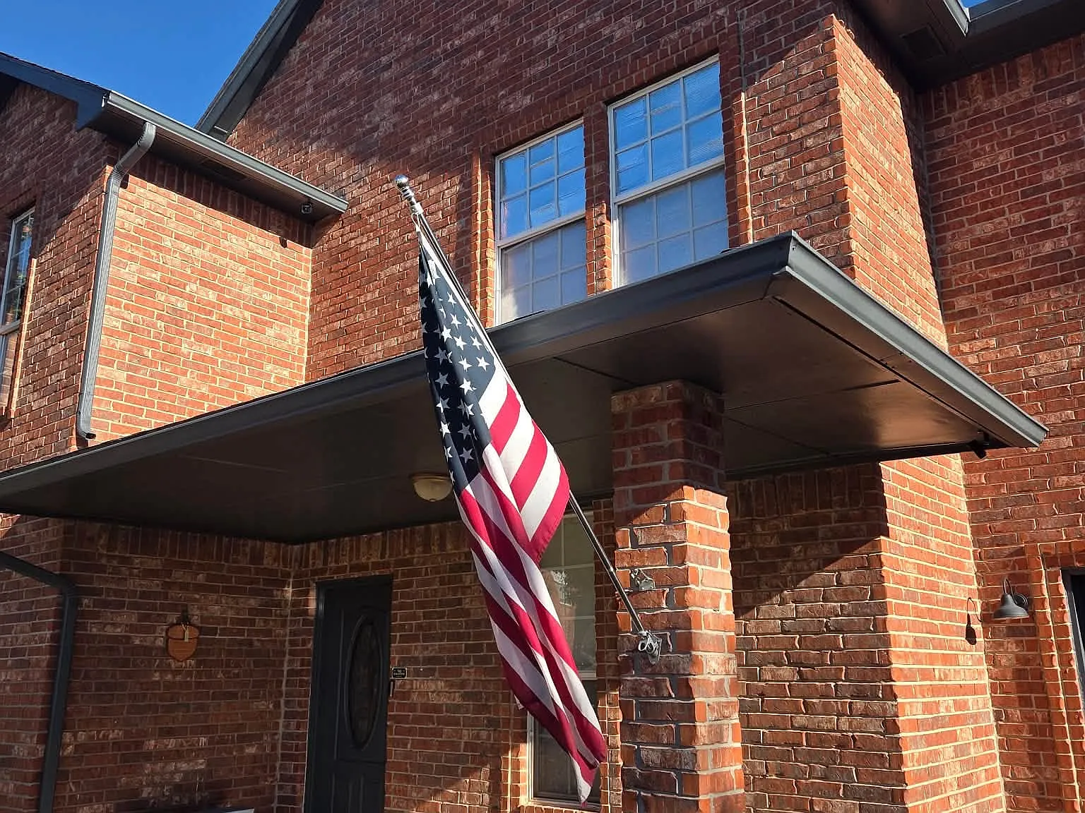 4 bed, 2754 sqft, $2,800 — Photo 2