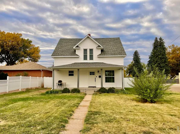 304 S High School Ave, Holyoke, CO 80734
