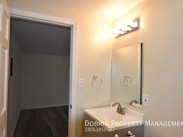 316 W Marshall St — Photo 13