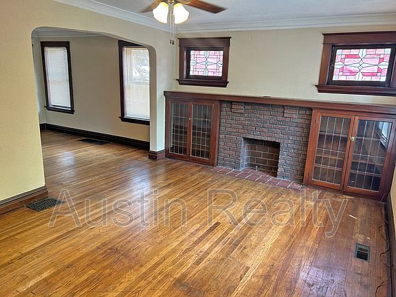 2nd image of 5039 Sutherland Ave #1F