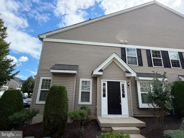 5952 Saratoga Ln, Coopersburg, PA 18036