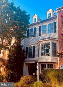 12414 Cedar Lakes Dr, Fairfax, VA, 22033