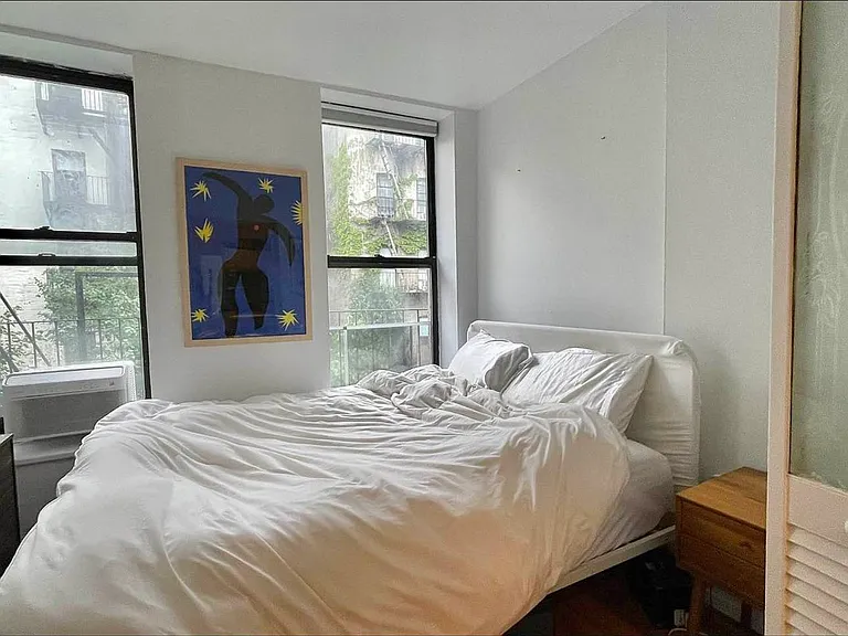 451 W 46th St #3A — Photo 4