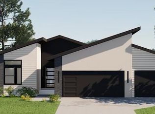 2622 SW Firefly Ln, Lees Summit, MO 64082