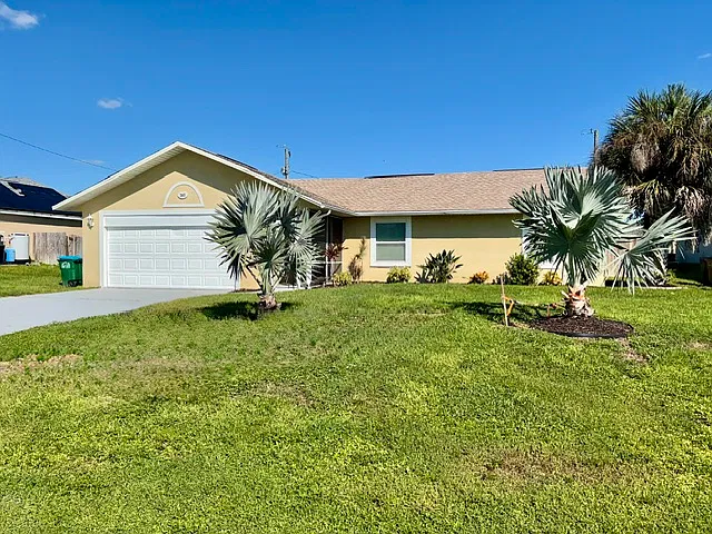 2605 NW 2nd Ave