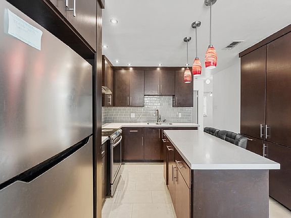 4th image of 8647 Oakridge Loop