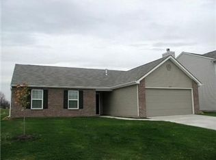 10171 Greenmoor Dr, New Haven, IN 46774