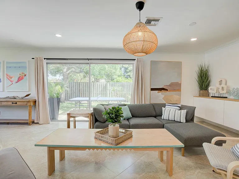 547 Marlin Rd — Photo 9