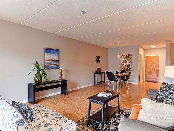 4th image of 8727 W Bryn Mawr Ave APT 506