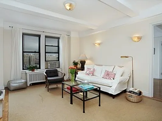 Sold by Corcoran | media 8