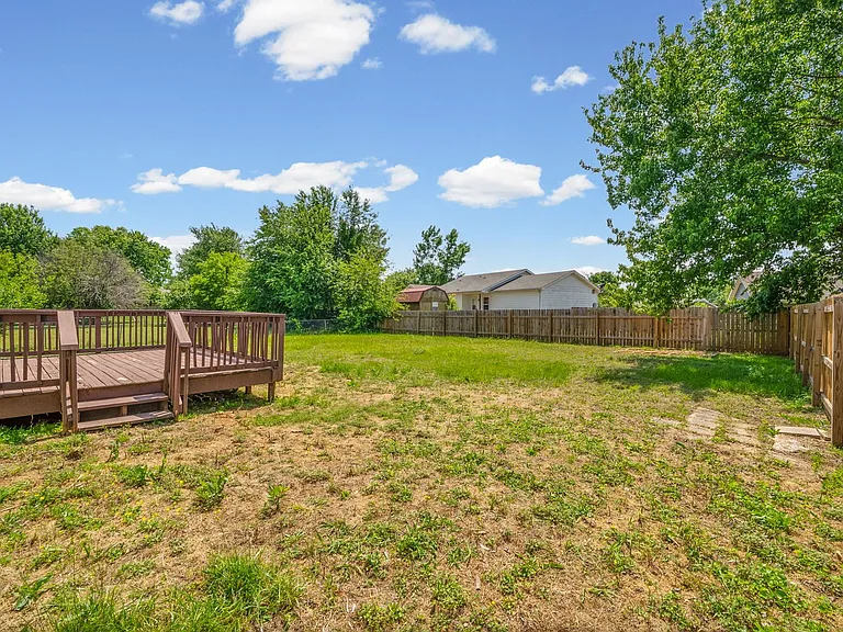 3865 Roscommon Way — Photo 23