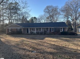 110 Newberry Ct, Easley, SC 29642