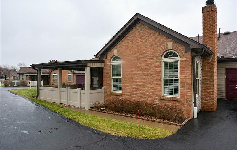 1st image of 60 Ashford Dr