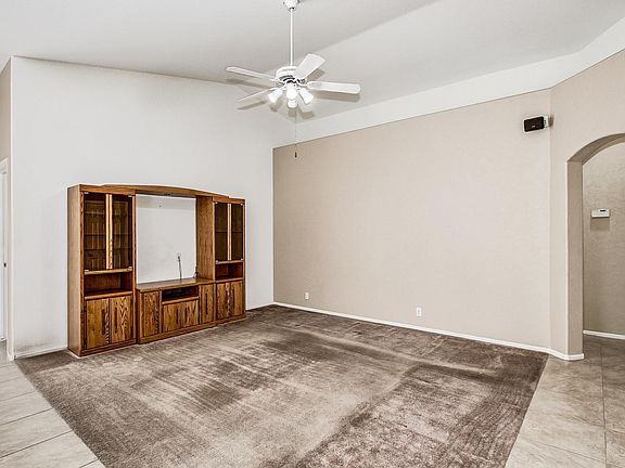 5th image of 8837 W PARADISE Drive N