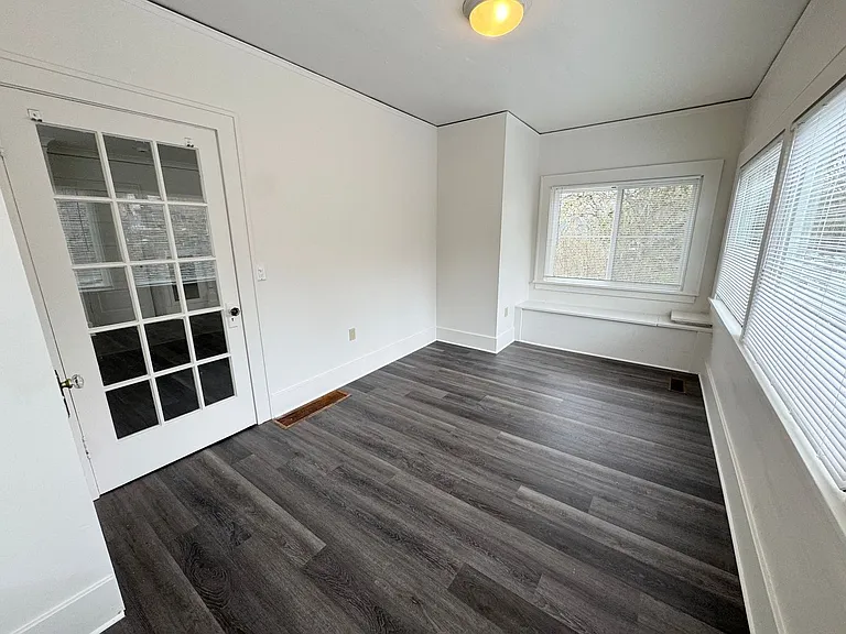 L0621 — Photo 11