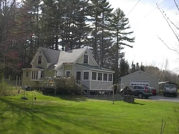 229 Salmon Falls Road, Rochester, NH 03868