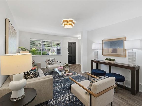 4th image of 4711 Hope St