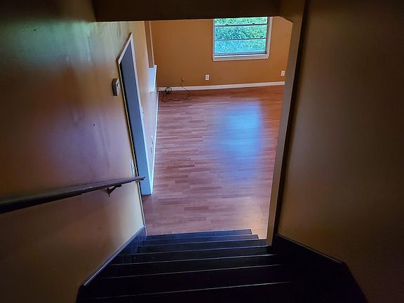 2nd image of 1026 Doral Ave