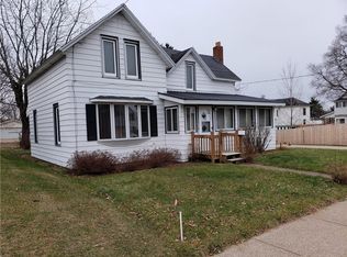 232 S Washington St, Mondovi, WI 54755