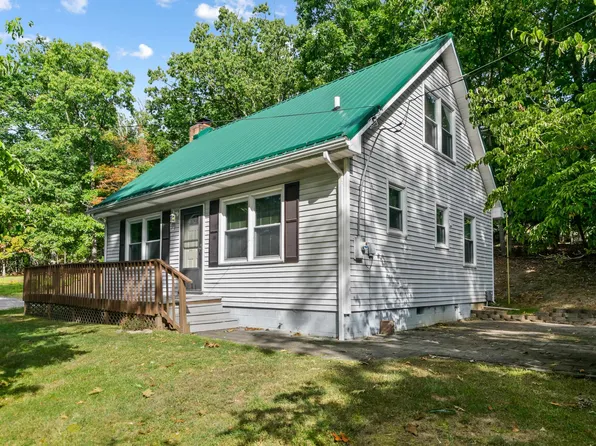 482 Walton Rd, Radford, VA 24141