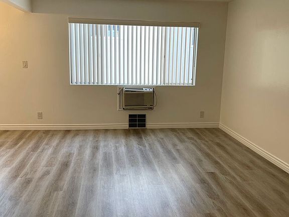 4th image of 4168 Illinois St APT 6
