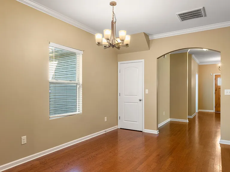 1491 Hyacinthia Ln — Photo 10