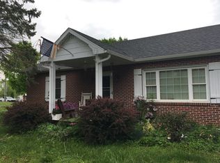 2617 Summit Point Rd, Summit Point, WV 25446