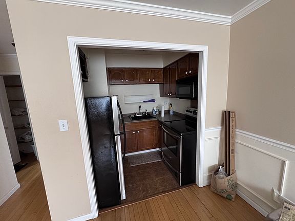 3rd image of 660 W Washington Blvd #5