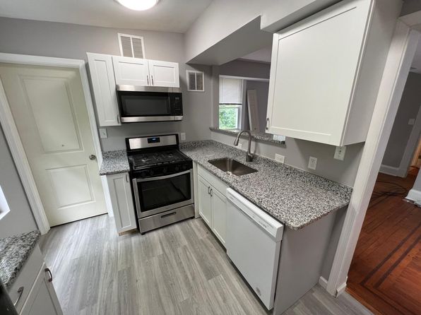 2827 Hilldale Ave #A