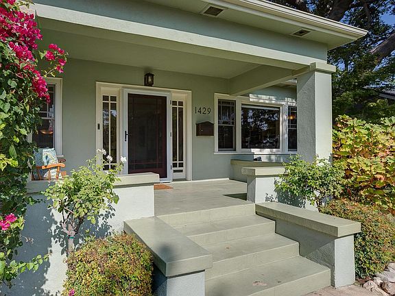 3rd image of 1429 Paloma St