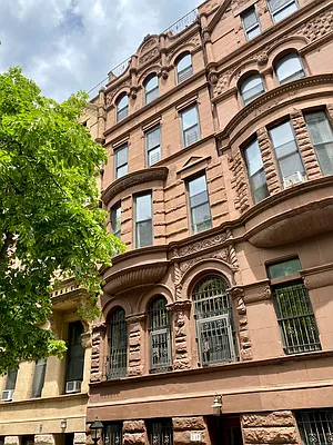 Rented by Bohemia Realty Group | media 50