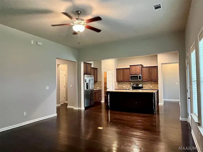 9408 Tillman Ct — Photo 20