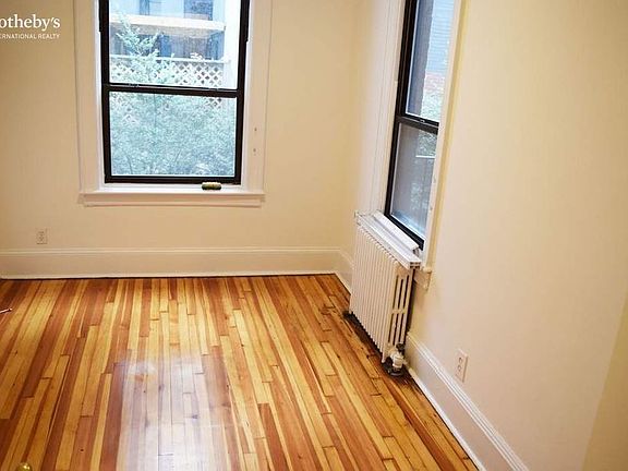 5th image of 25 E 38th St APT 2R