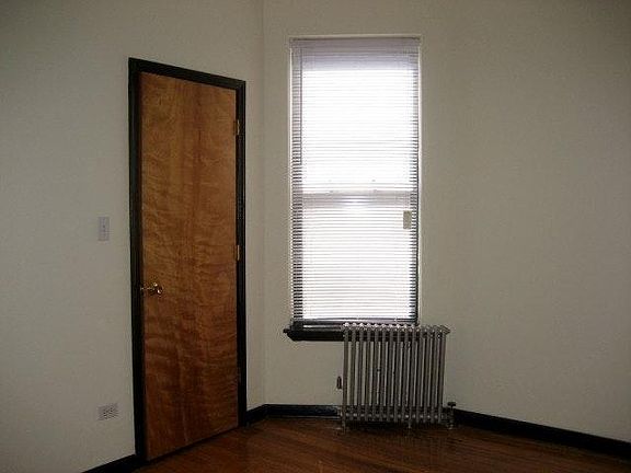3rd image of 223 W 72nd St APT 2