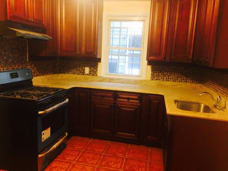 1st image of 10333 177th St