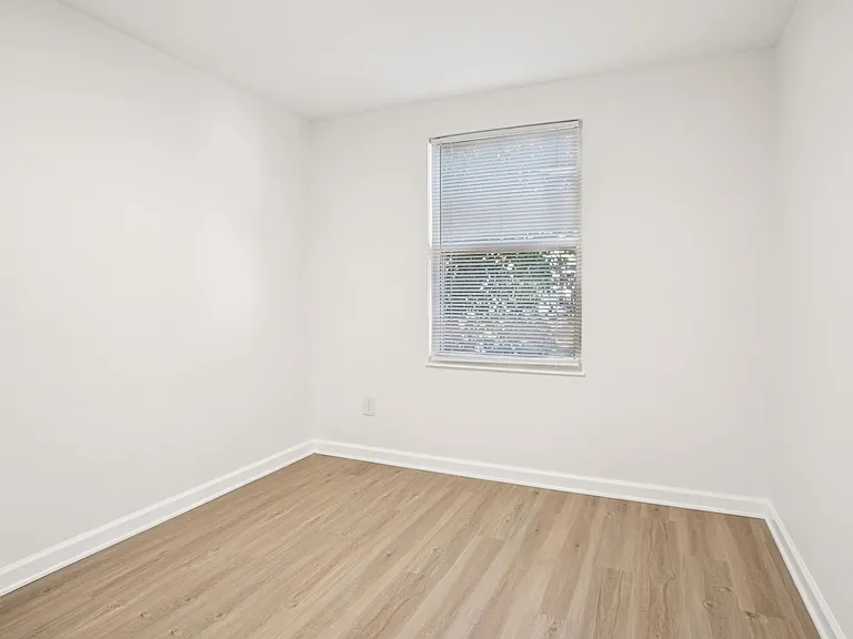 1369 Maple Shade Ln — Photo 27