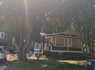 817 W Edwards Ave, Houghton, MI 49931