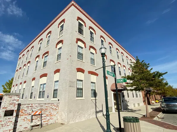 54 S Broadway St APT 17, Lake Orion, MI 48362
