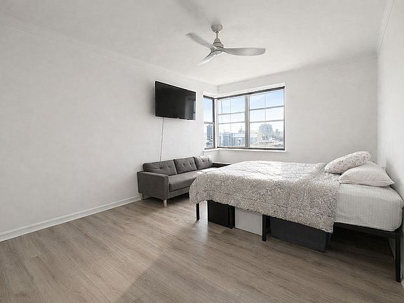 3rd image of 40-05 Ithaca St APT 6D