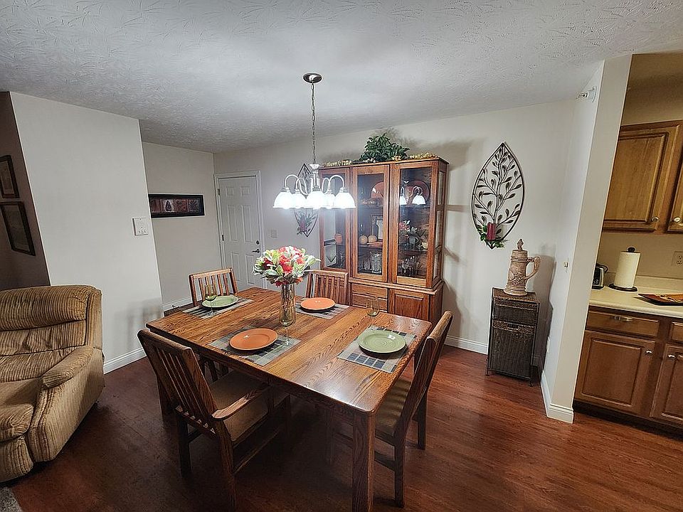 1st image of 1593 Eden Park Dr