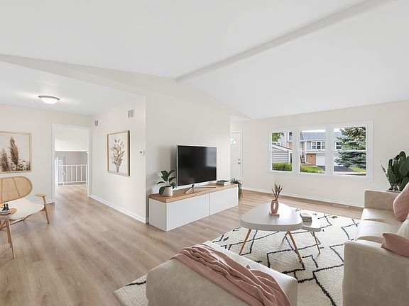 4th image of 403 Monet Cir