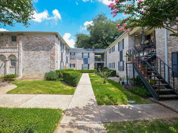 7900 Westheimer Rd APT 105, Houston, TX 77063