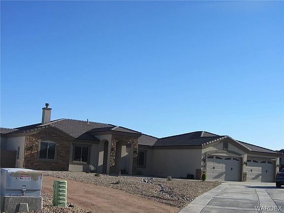 2nd image of 3323 Gold Canyon Court