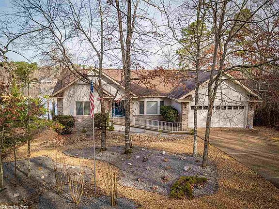 3rd image of 35 Zarpa Way