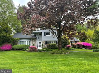 1827 Terrace Dr, Maple Glen, PA 19002