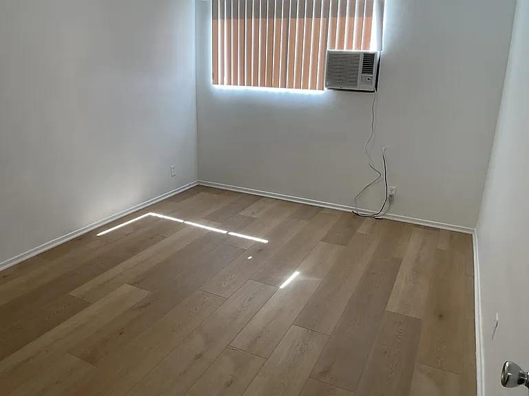 6561 Fulton Ave #5 — Photo 9